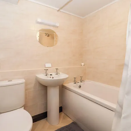 Holiday home Wethercote *